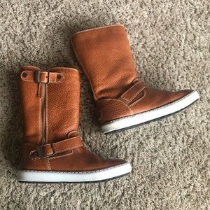 UGG Andra Leather Boots